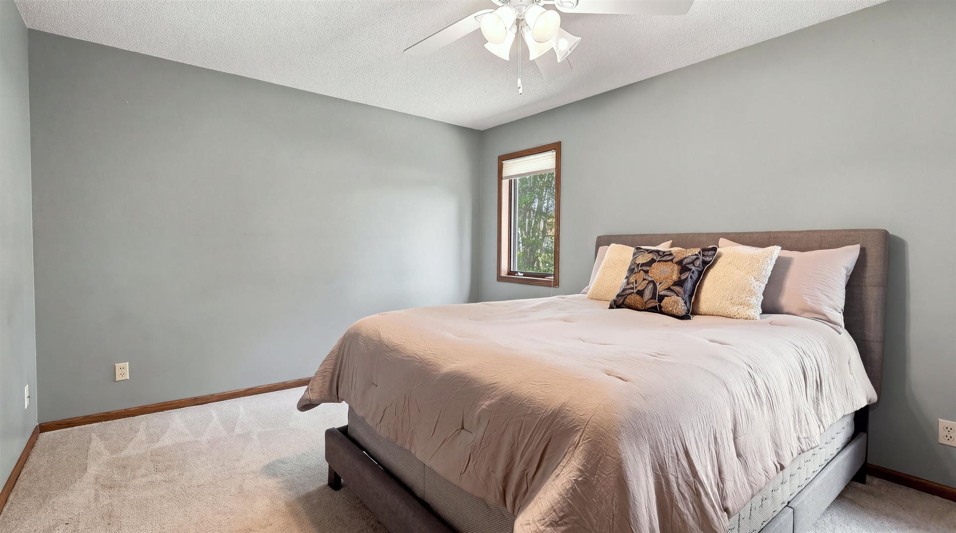 3113 Pasadena, #34 Court, #Unit 34, Dubuque, IA 52001 3113 Pasadena, #34 Court, #Unit 34, Dubuque, IA 52001
