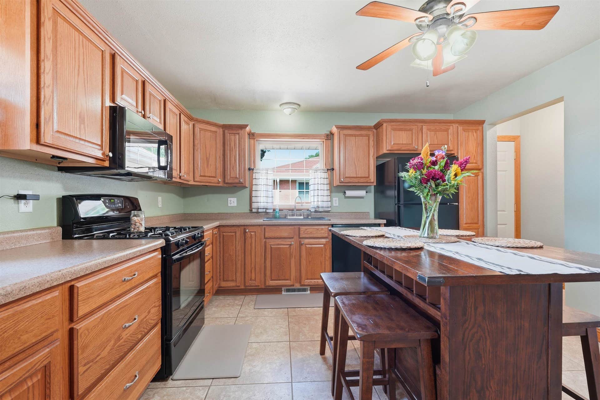 9593 Monticello Drive, Dubuque, IA 52003 9593 Monticello Drive, Dubuque, IA 52003