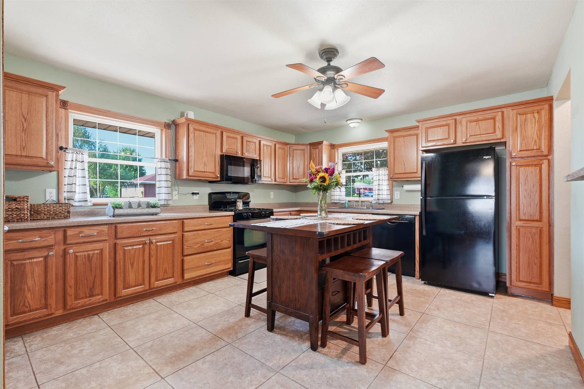 9593 Monticello Drive, Dubuque, IA 52003 9593 Monticello Drive, Dubuque, IA 52003
