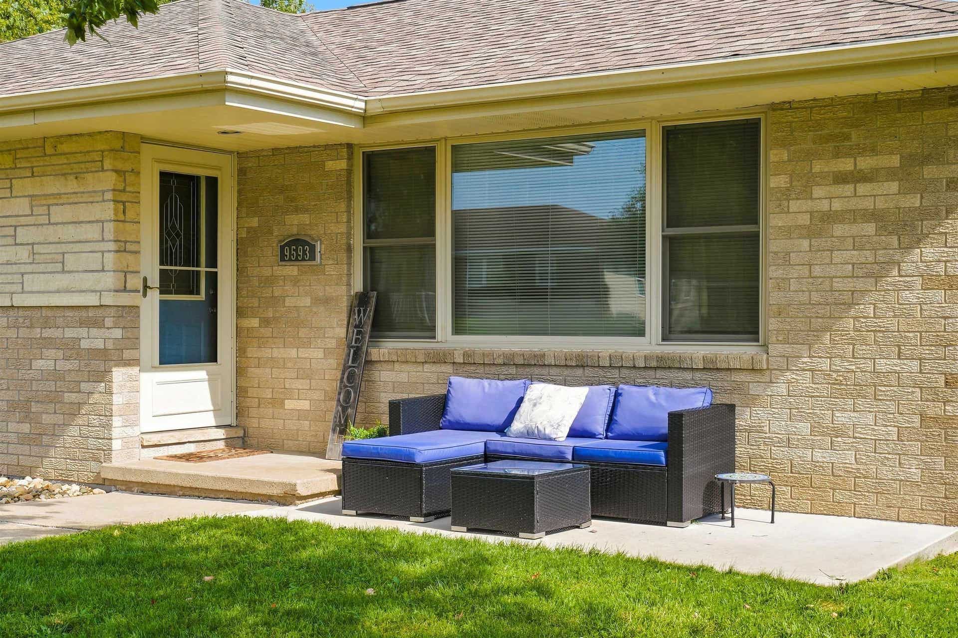 9593 Monticello Drive, Dubuque, IA 52003 9593 Monticello Drive, Dubuque, IA 52003