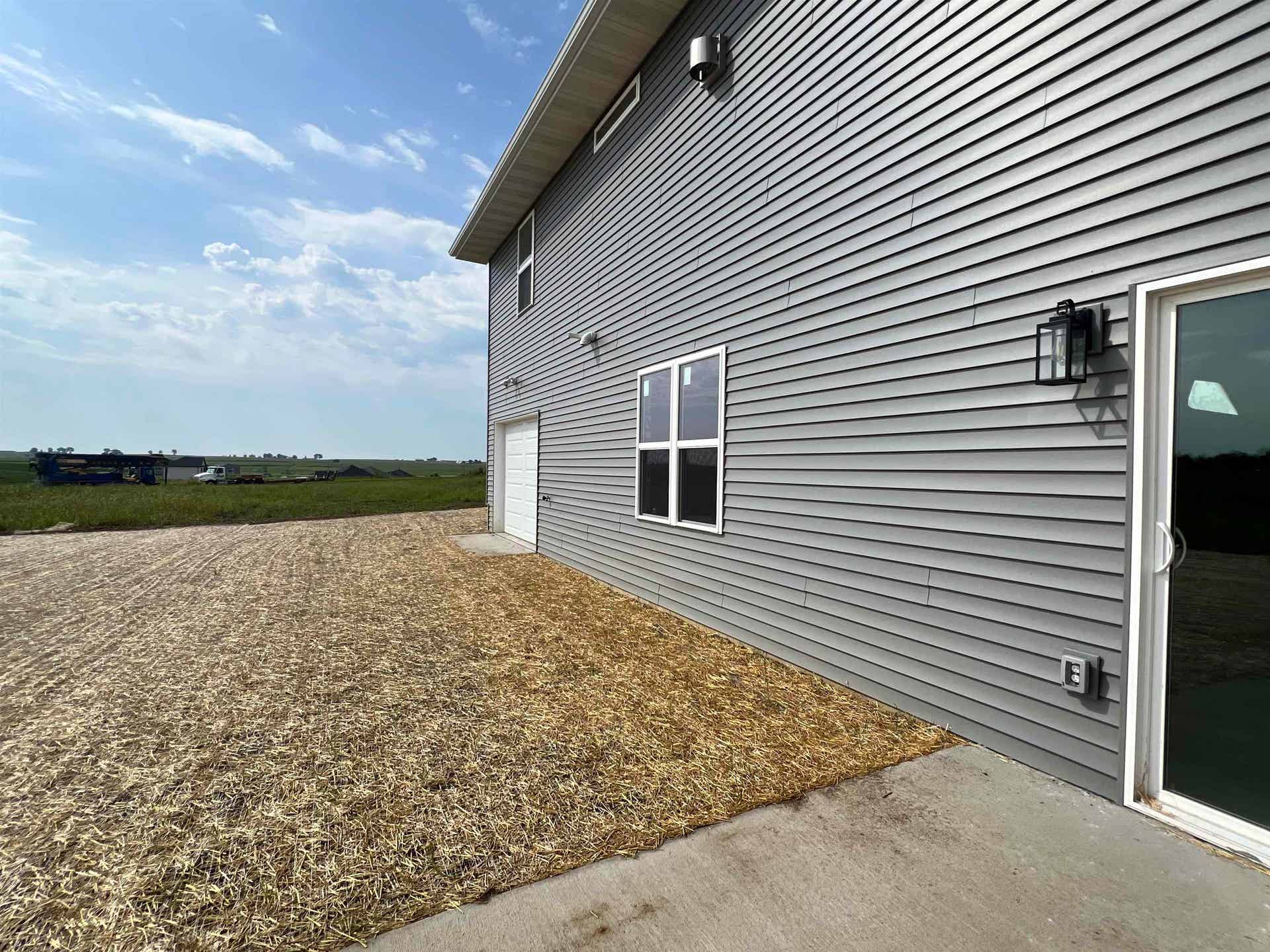 440 Gavin Circle, Peosta, IA 52068 440 Gavin Circle, Peosta, IA 52068
