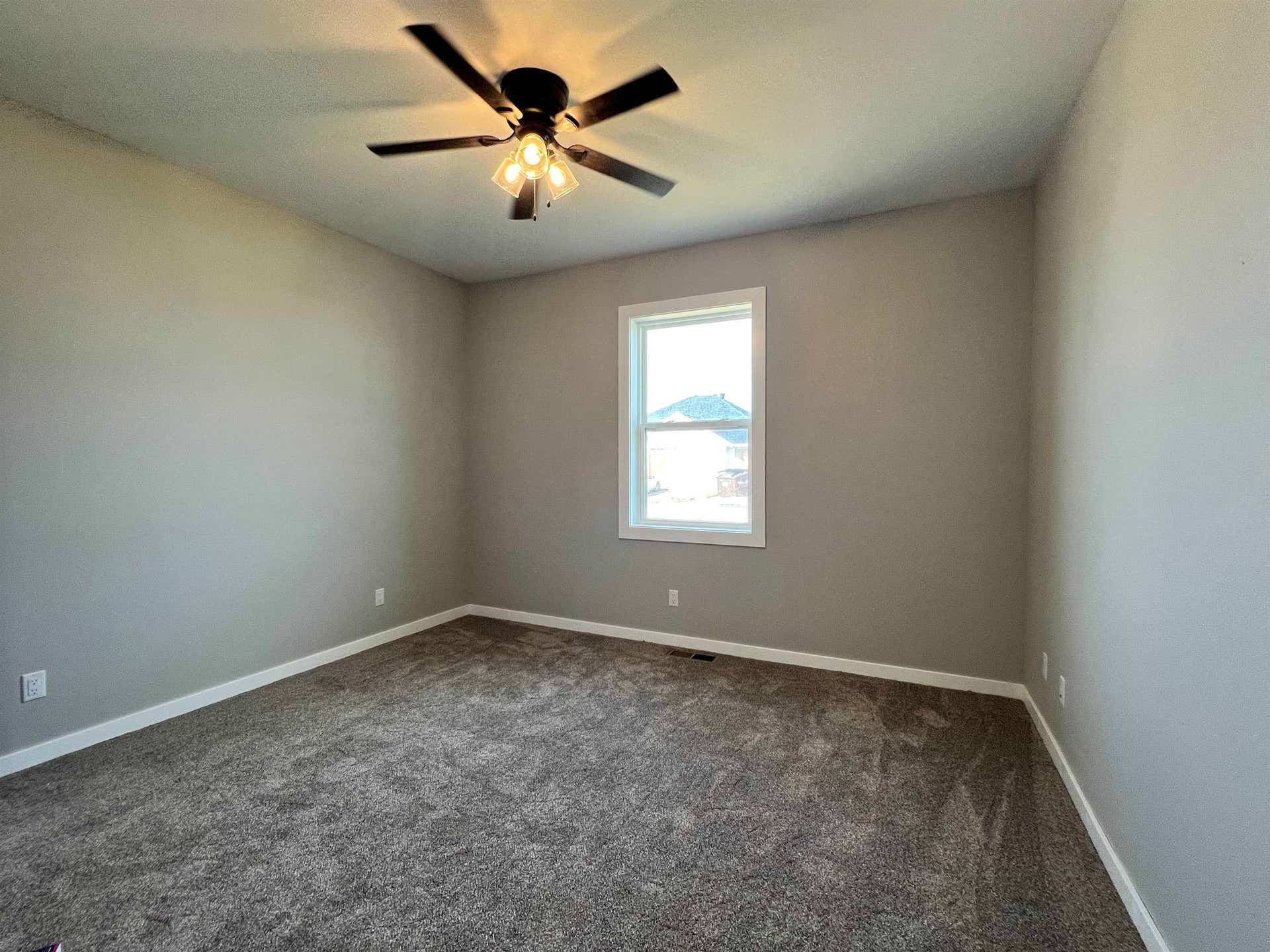 440 Gavin Circle, Peosta, IA 52068 440 Gavin Circle, Peosta, IA 52068