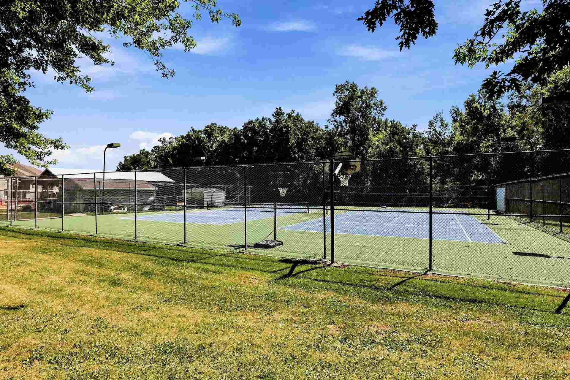 3274 Lake Ridge Drive, #Unit D, Dubuque, IA 52003 3274 Lake Ridge Drive, #Unit D, Dubuque, IA 52003