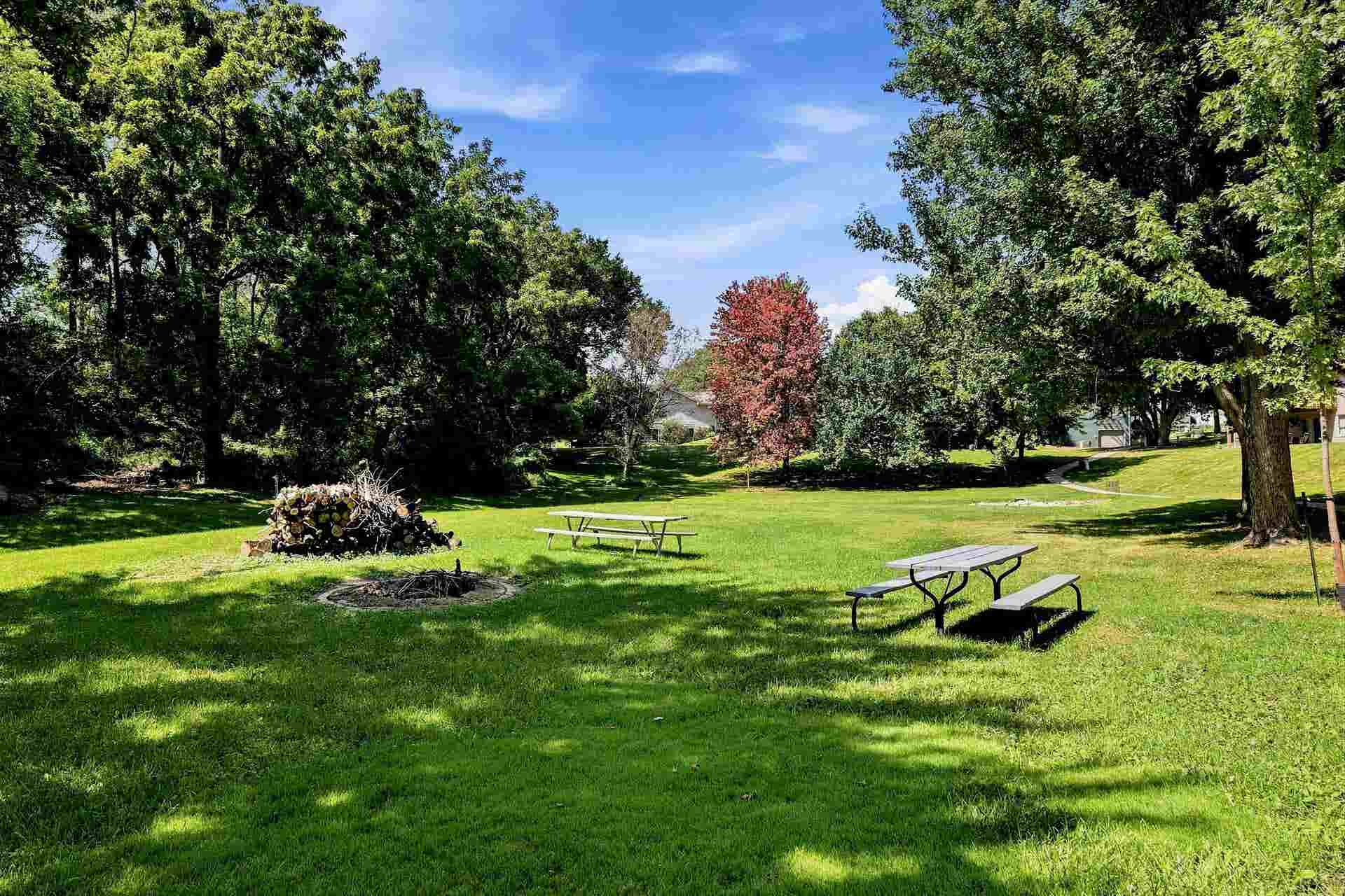 3274 Lake Ridge Drive, #Unit D, Dubuque, IA 52003 3274 Lake Ridge Drive, #Unit D, Dubuque, IA 52003