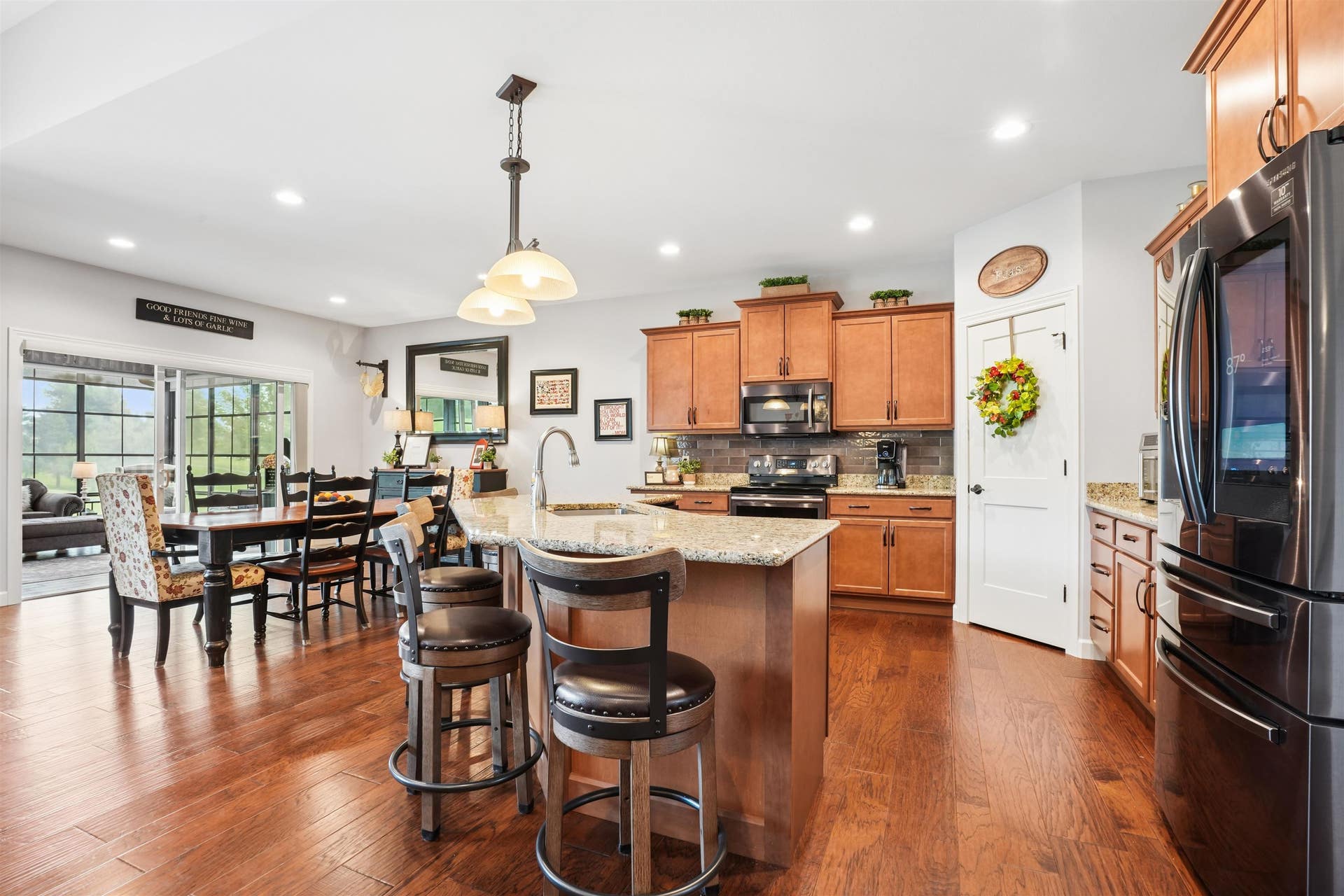 16936 Thunder Ridge Drive, Peosta, IA 52068 16936 Thunder Ridge Drive, Peosta, IA 52068