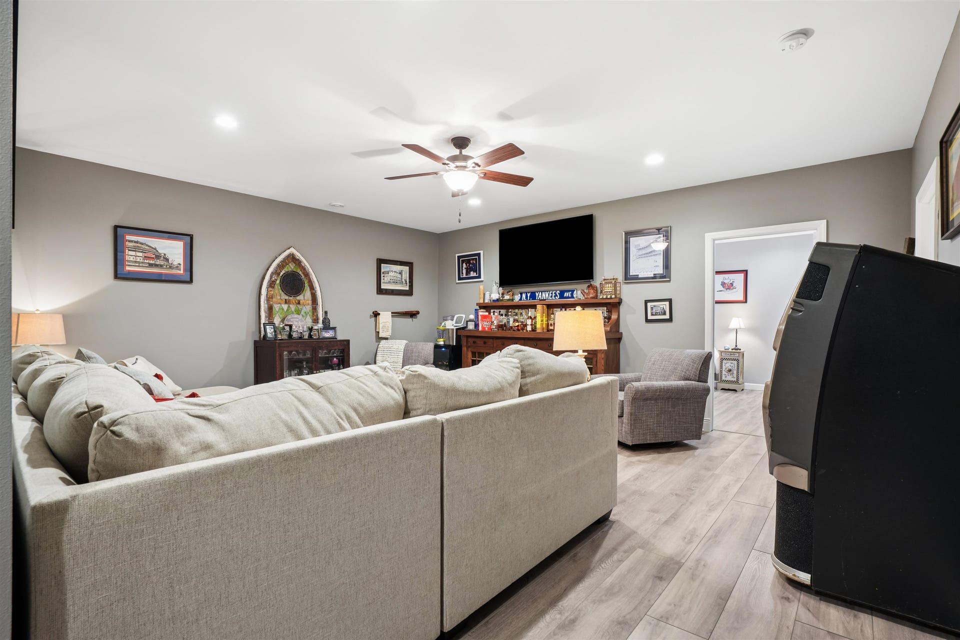 16936 Thunder Ridge Drive, Peosta, IA 52068 16936 Thunder Ridge Drive, Peosta, IA 52068