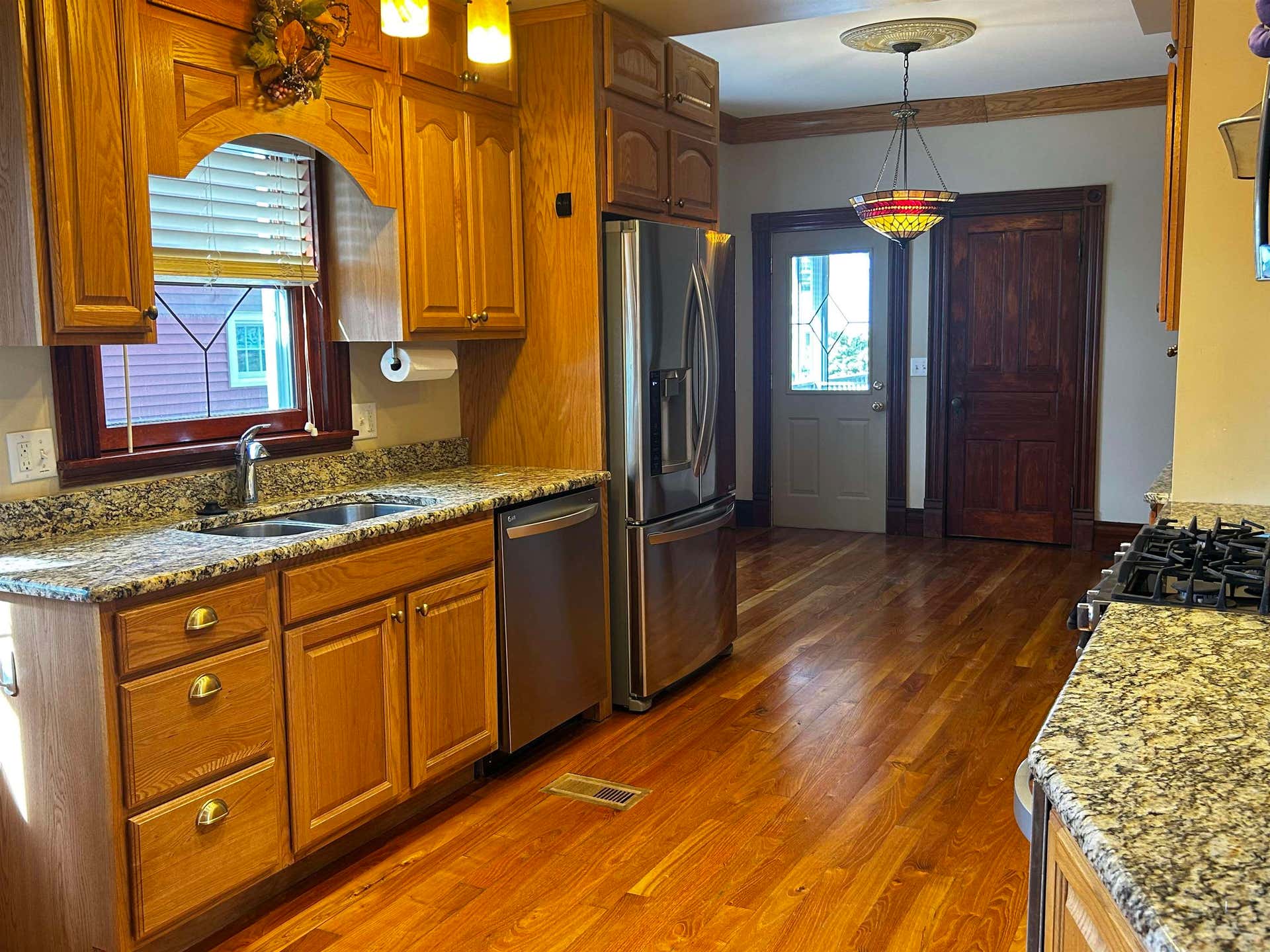 82 Alpine Street, Dubuque, IA 52001-7363 82 Alpine Street, Dubuque, IA 52001-7363