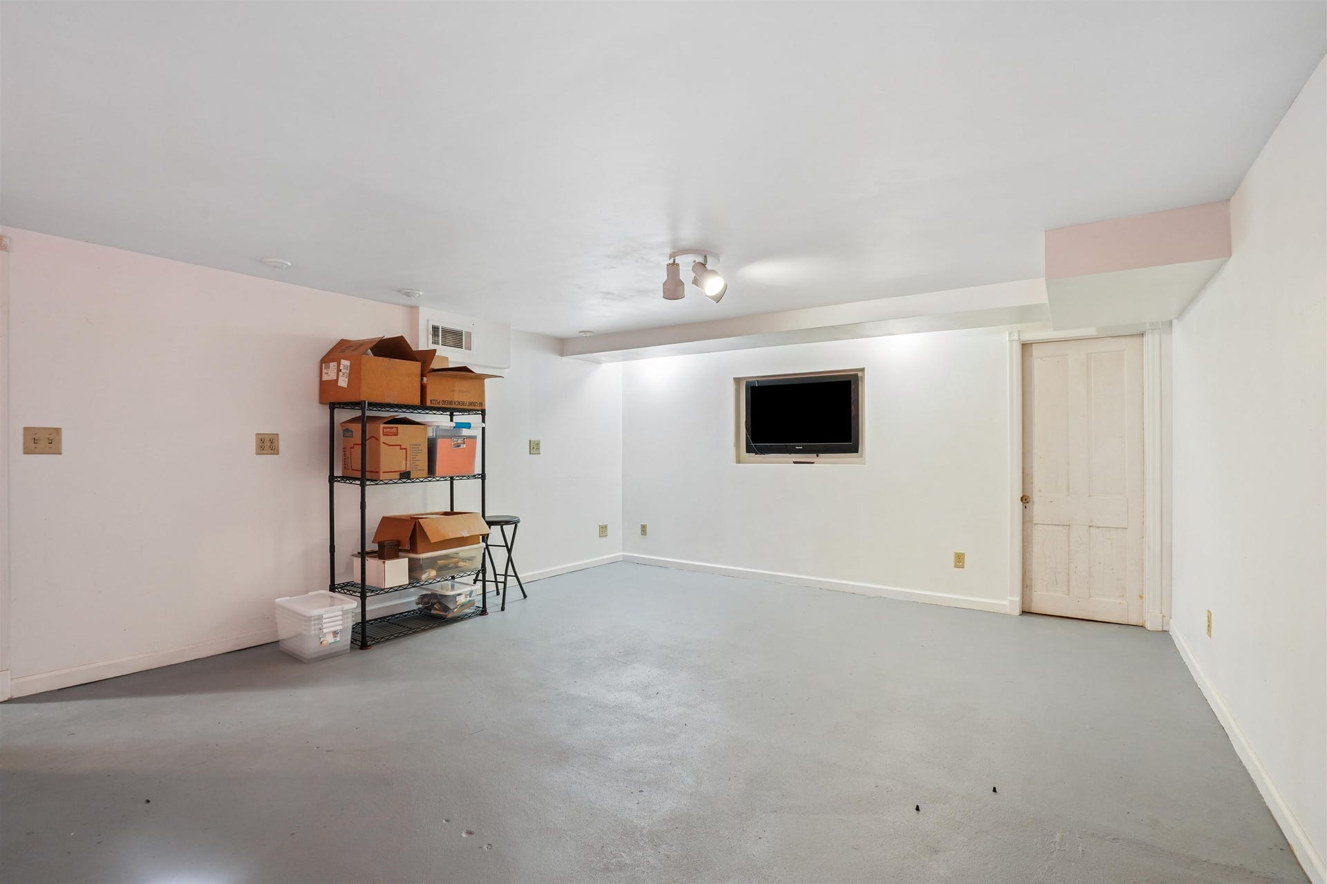 990 Grove Terrace, Dubuque, IA 52001 990 Grove Terrace, Dubuque, IA 52001