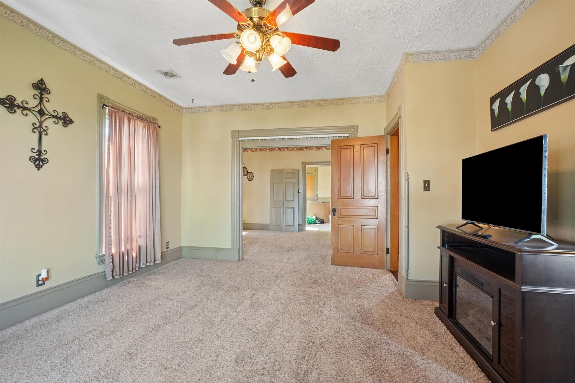 990 Grove Terrace, Dubuque, IA 52001 990 Grove Terrace, Dubuque, IA 52001