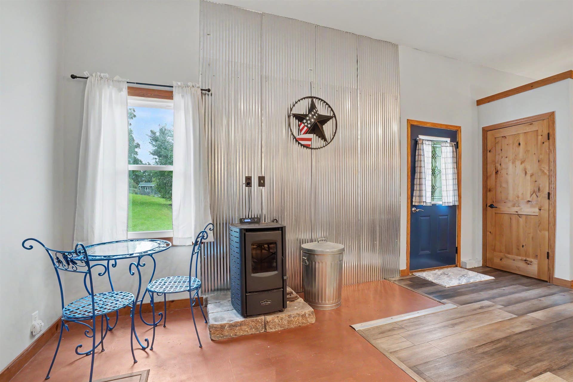 9091 River Lane, Dubuque, IA 52003 9091 River Lane, Dubuque, IA 52003