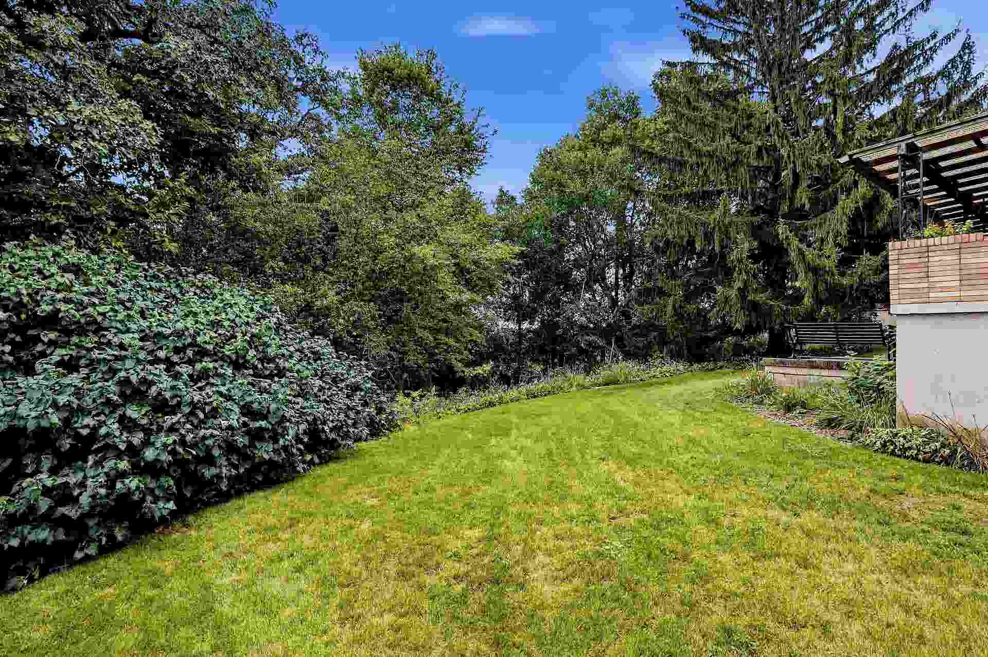 10920 Cascade Drive, Dubuque, IA 52003 10920 Cascade Drive, Dubuque, IA 52003