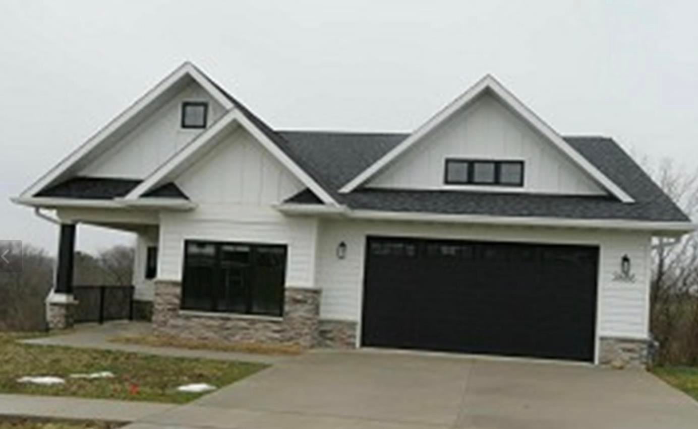 3686 Lasso Court, Dubuque, IA 52001 3686 Lasso Court, Dubuque, IA 52001