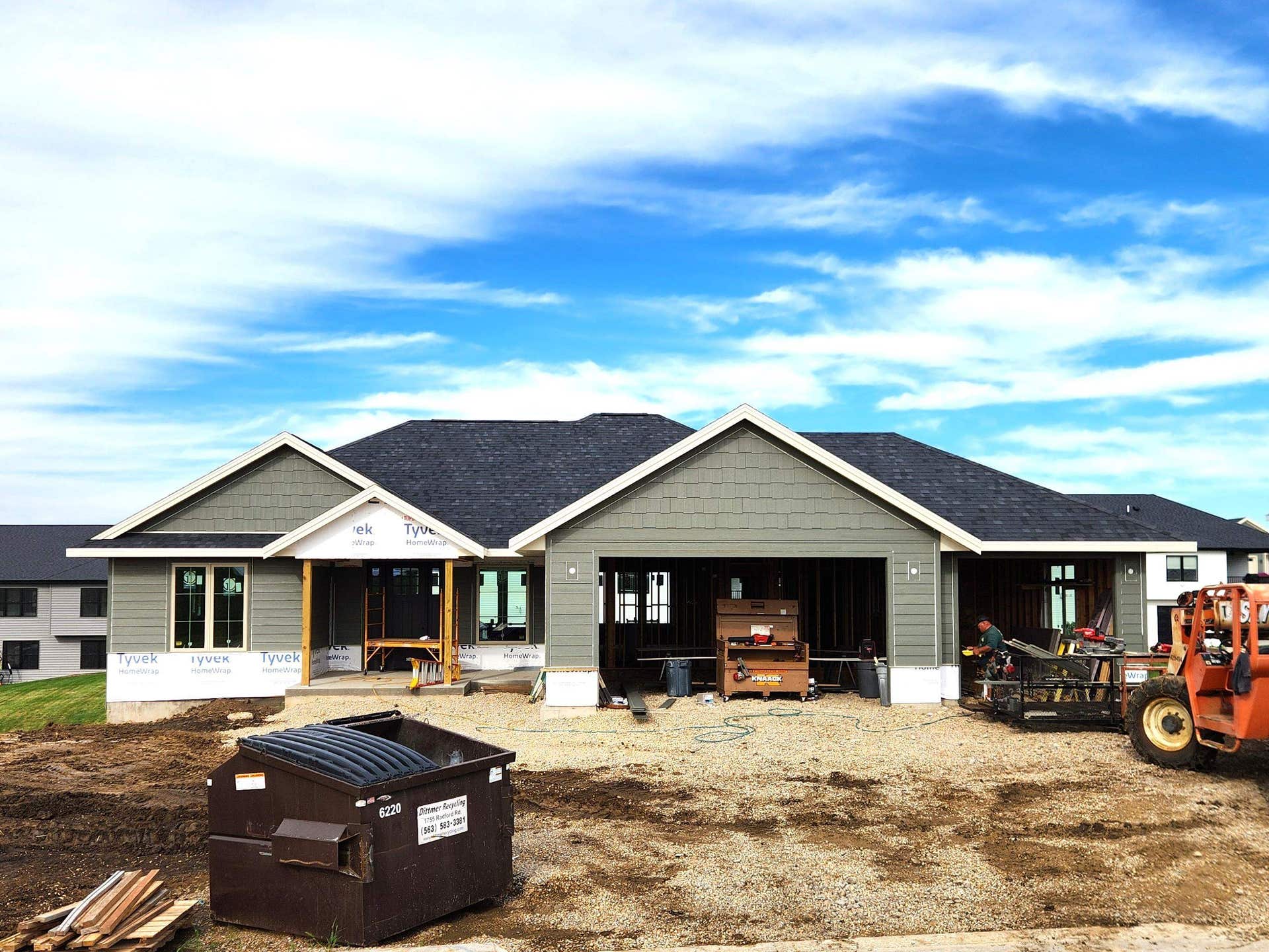 383 Gavin Circle, Peosta, IA 52068 383 Gavin Circle, Peosta, IA 52068