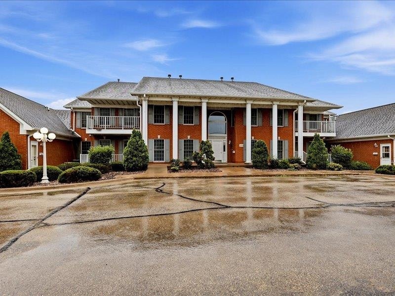 3560 Pennsylvania Avenue, Unit #1, Dubuque, IA 52001 3560 Pennsylvania Avenue, Unit #1, Dubuque, IA 52001