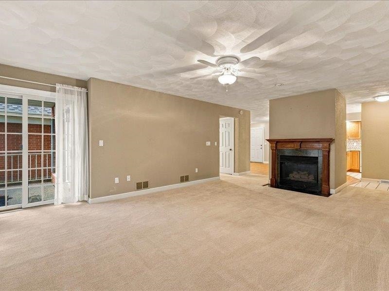 3560 Pennsylvania Avenue, Unit #1, Dubuque, IA 52001 3560 Pennsylvania Avenue, Unit #1, Dubuque, IA 52001