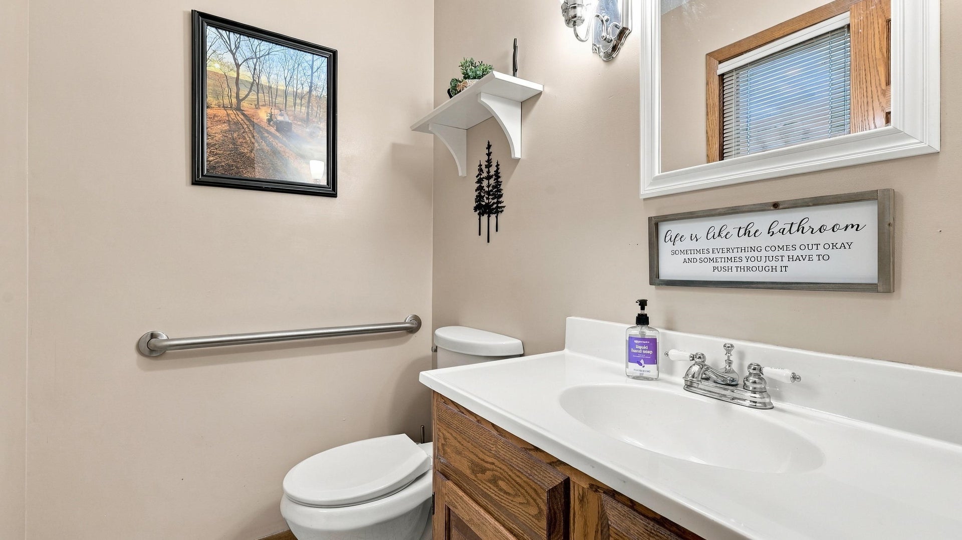 3075 Vail Trail Court, Dubuque, IA 52001 3075 Vail Trail Court, Dubuque, IA 52001