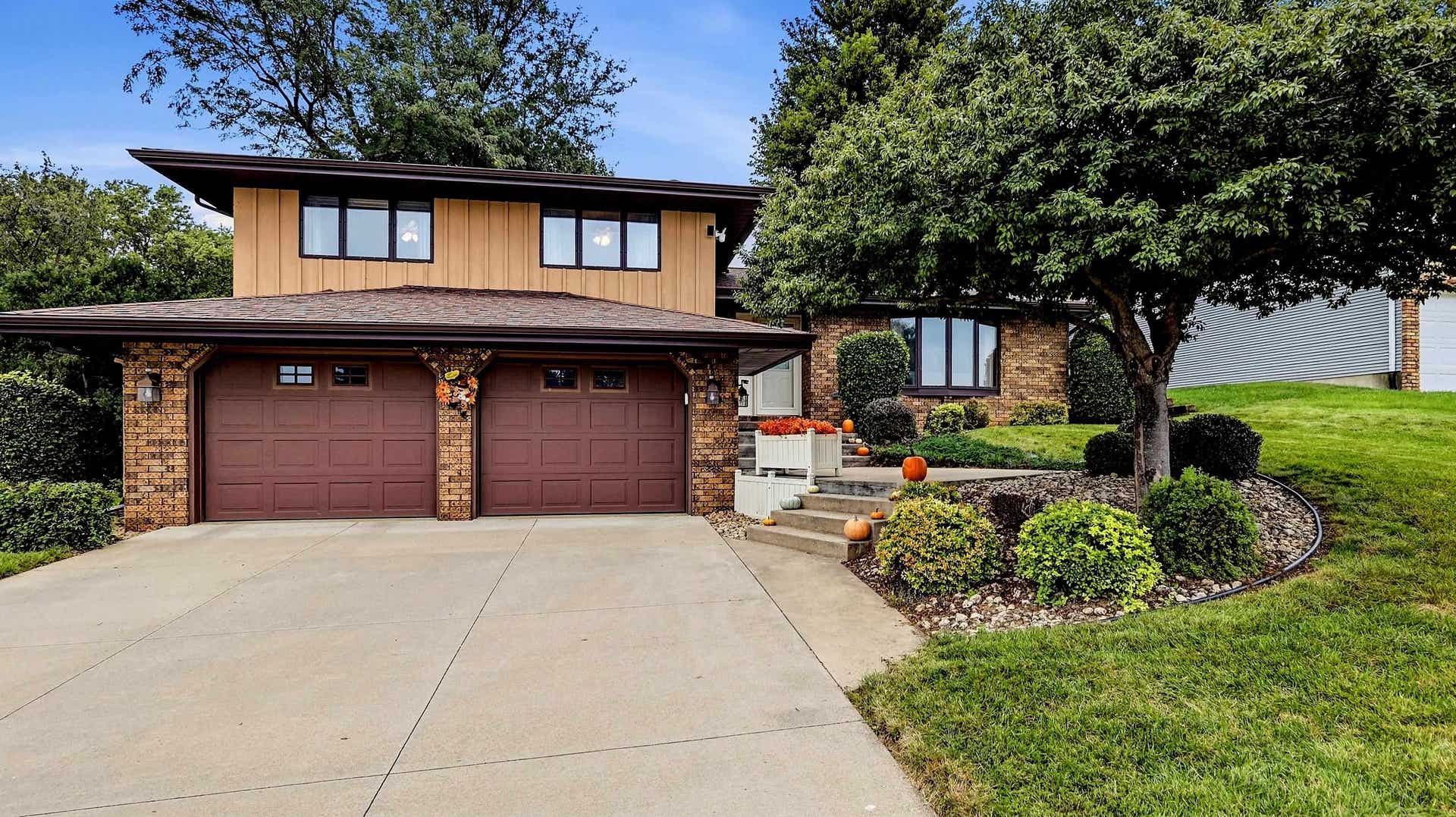 3075 Vail Trail Court, Dubuque, IA 52001 3075 Vail Trail Court, Dubuque, IA 52001