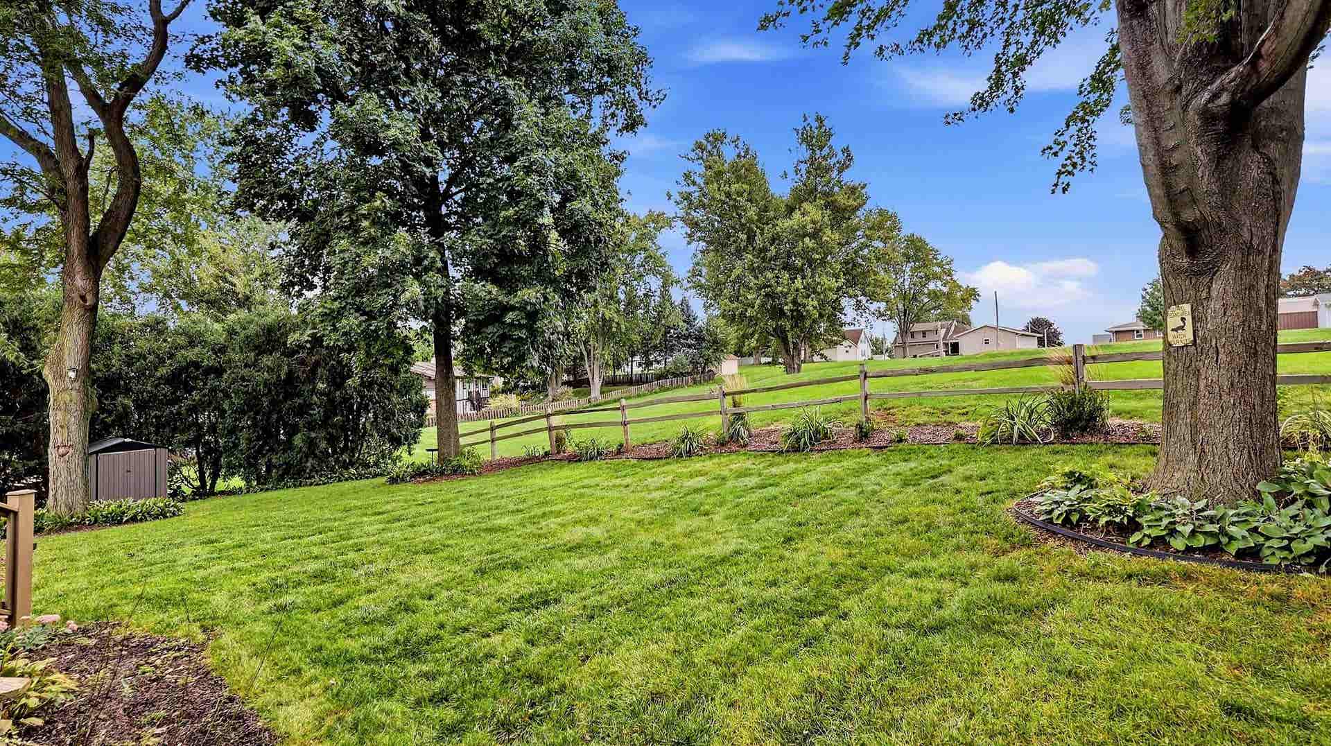 3075 Vail Trail Court, Dubuque, IA 52001 3075 Vail Trail Court, Dubuque, IA 52001