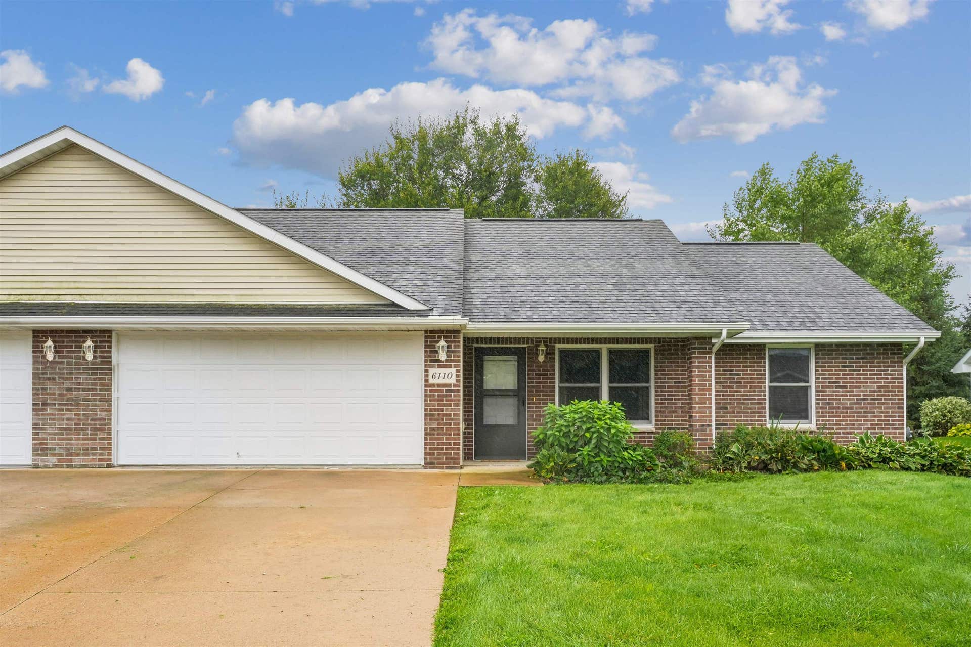 6110 Seven Springs Drive, Dubuque, IA 52002 6110 Seven Springs Drive, Dubuque, IA 52002