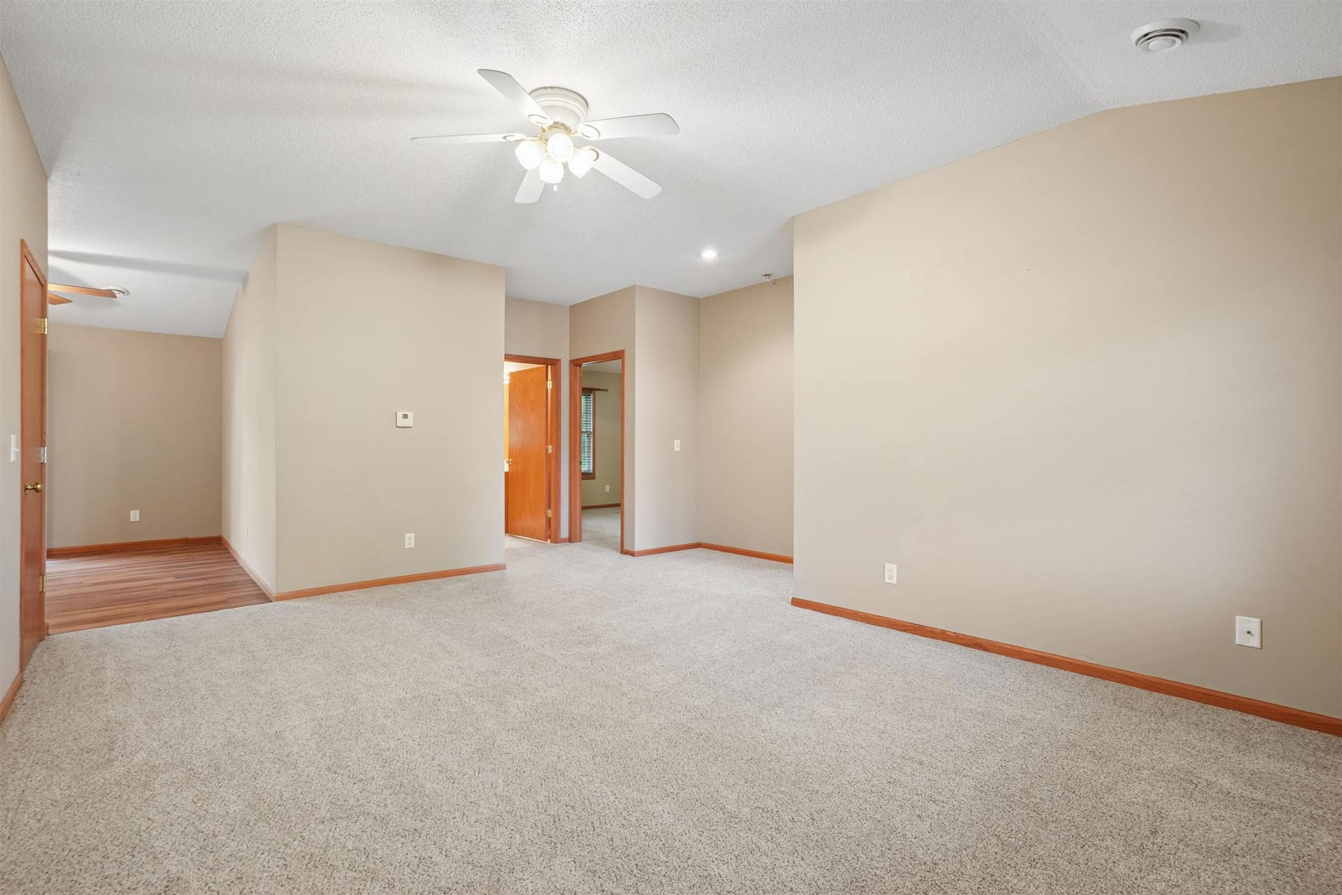 6110 Seven Springs Drive, Dubuque, IA 52002 6110 Seven Springs Drive, Dubuque, IA 52002