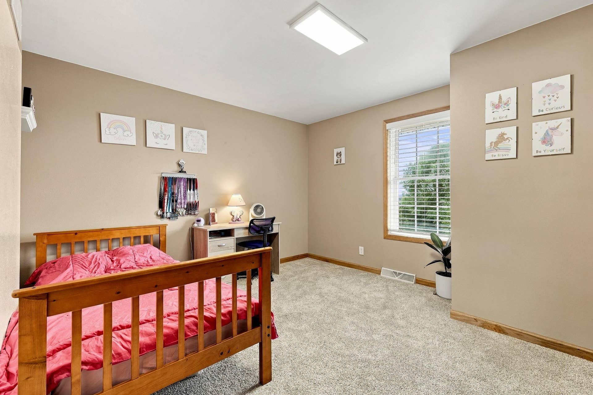 13235 W Clay Drive, Dubuque, IA 52002 13235 W Clay Drive, Dubuque, IA 52002