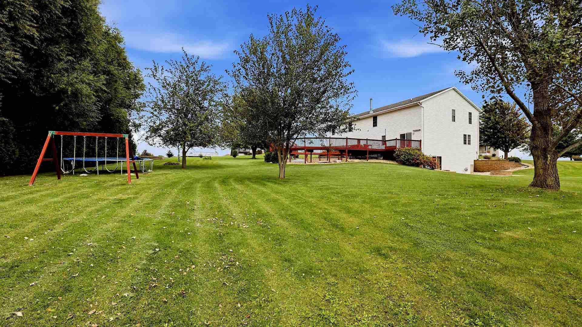 13235 W Clay Drive, Dubuque, IA 52002 13235 W Clay Drive, Dubuque, IA 52002