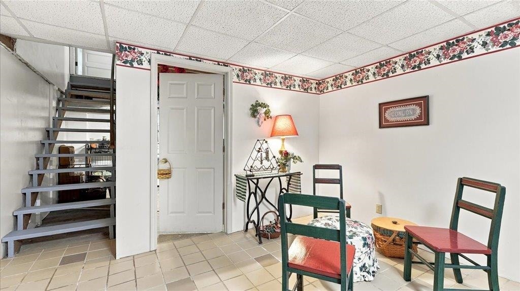 2000 Hale Street, Dubuque, IA 52001 2000 Hale Street, Dubuque, IA 52001