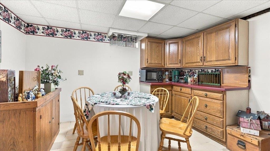 2000 Hale Street, Dubuque, IA 52001 2000 Hale Street, Dubuque, IA 52001