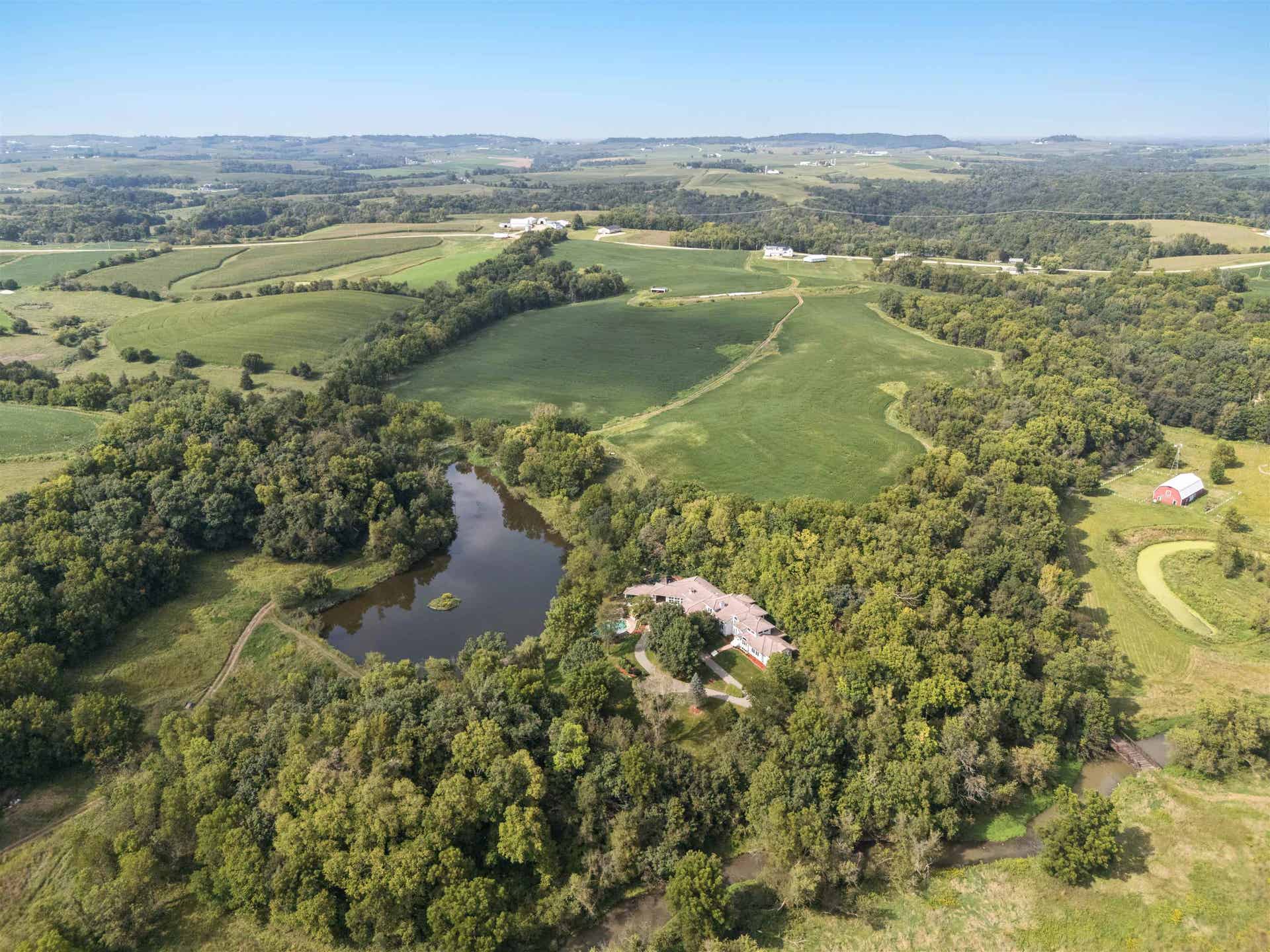 17716 Route 3 Road, Durango, IA 52039 17716 Route 3 Road, Durango, IA 52039