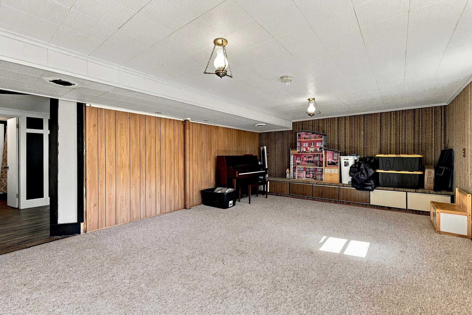 880 Cottage Place, Dubuque, IA 52001 880 Cottage Place, Dubuque, IA 52001