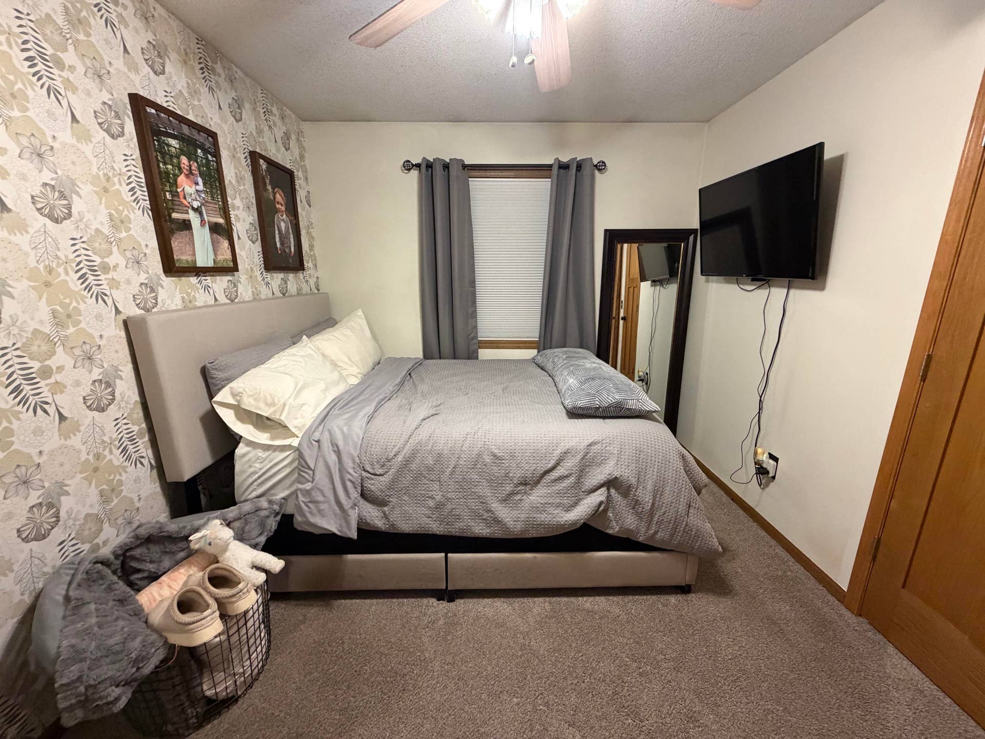 2464 Hempstead Street, Dubuque, IA 52001 2464 Hempstead Street, Dubuque, IA 52001