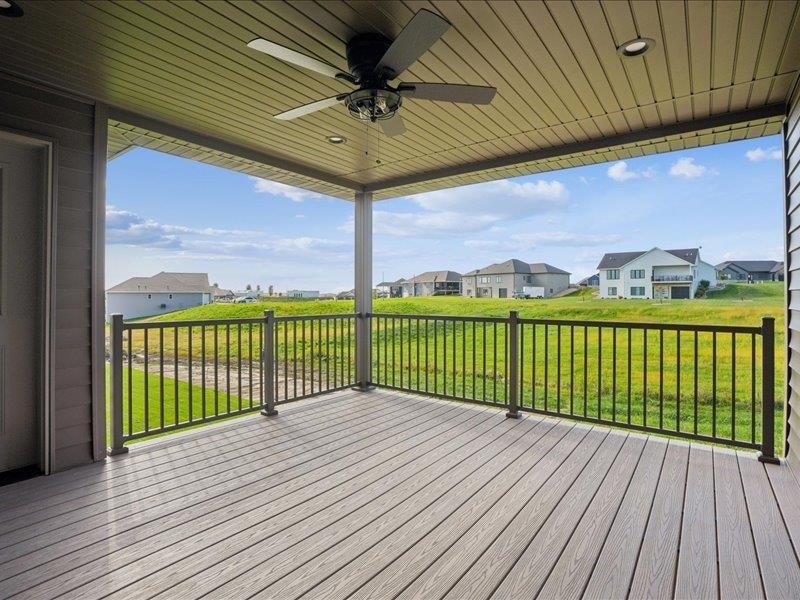 257 Gavin Circle, Peosta, IA 52068 257 Gavin Circle, Peosta, IA 52068