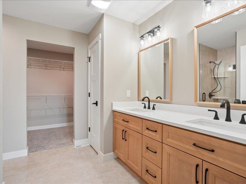 257 Gavin Circle, Peosta, IA 52068 257 Gavin Circle, Peosta, IA 52068