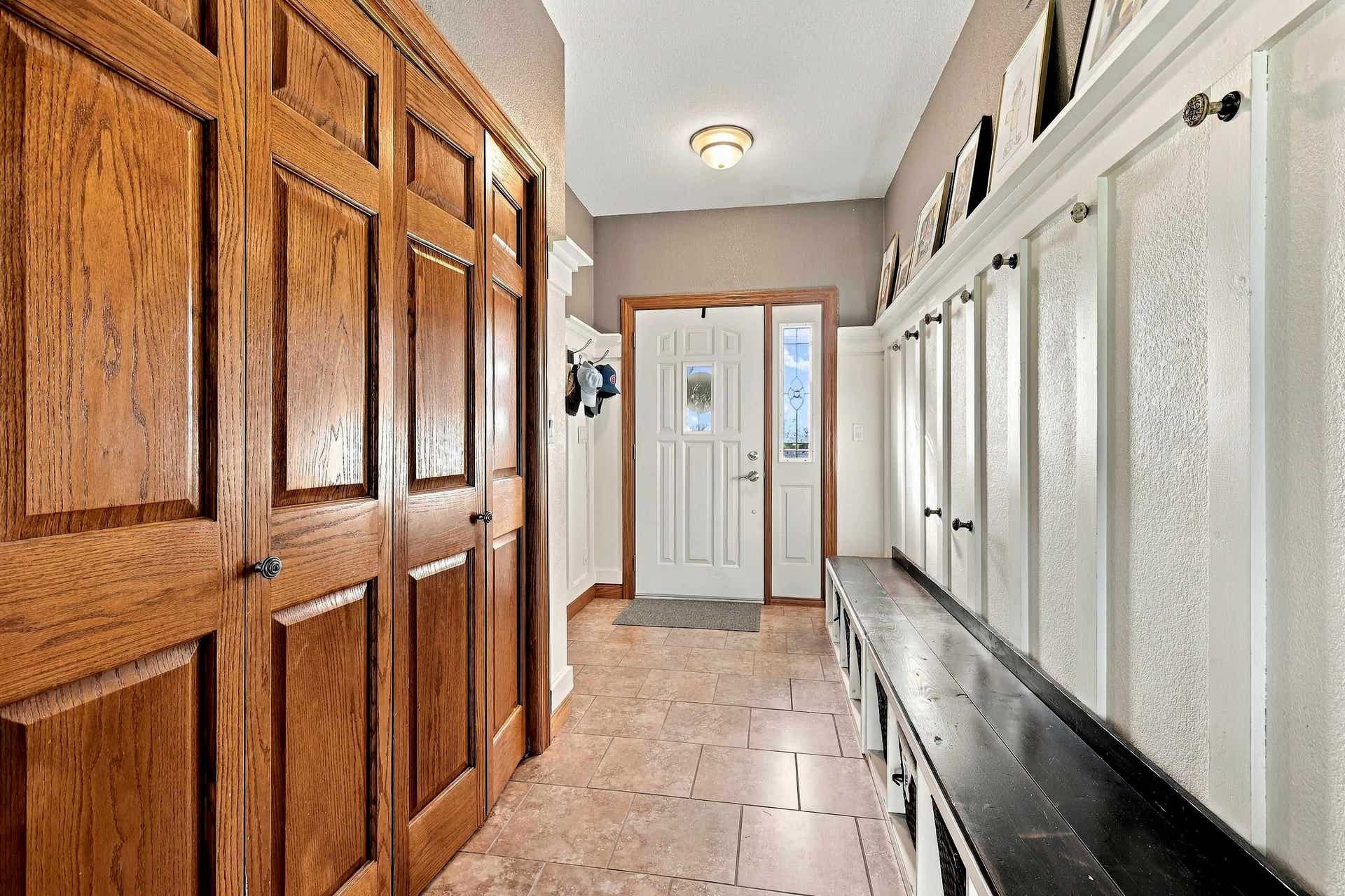 7460 Prairie View Lane, Dubuque, IA 52003 7460 Prairie View Lane, Dubuque, IA 52003