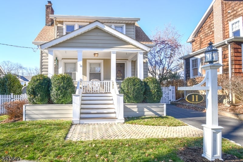 11 Morris Ct, Summit, NJ 07901
