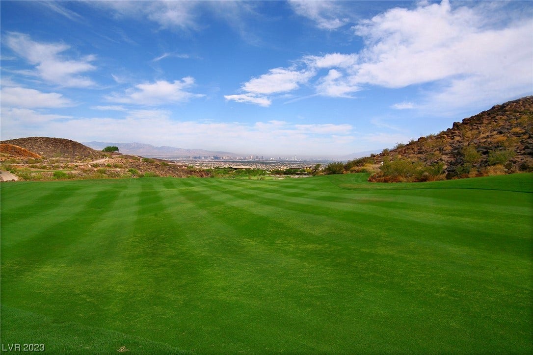 511 Rock Peak Drive, Henderson, NV 89012 511 Rock Peak Drive, Henderson, NV 89012