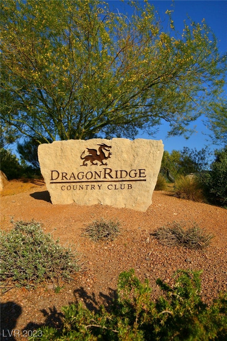 511 Rock Peak Drive, Henderson, NV 89012 511 Rock Peak Drive, Henderson, NV 89012