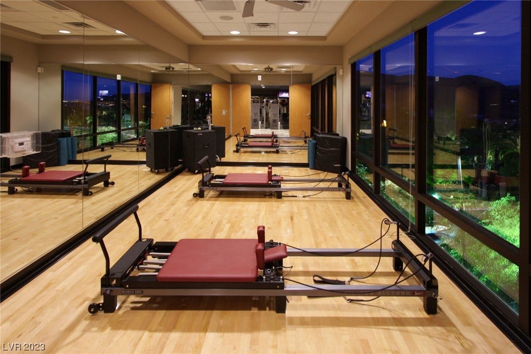 511 Rock Peak Drive, Henderson, NV 89012 511 Rock Peak Drive, Henderson, NV 89012
