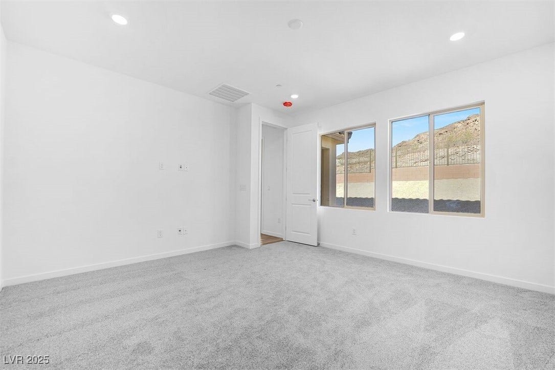 52 Via Montoro, Henderson, NV 89011 52 Via Montoro - Ready Now!