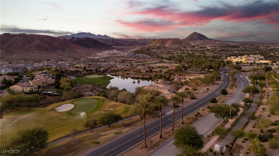 29 Porto Malaga Street, Henderson, NV 89011 29 Porto Malaga Street, Henderson, NV 89011