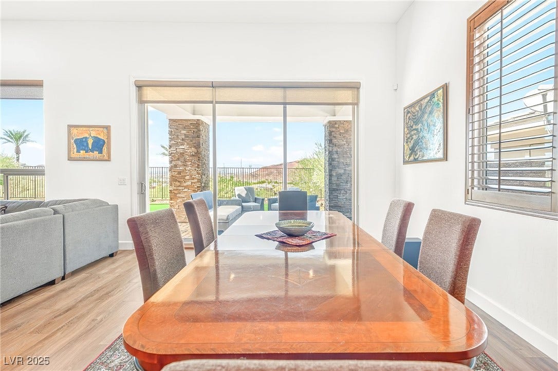 29 Porto Malaga Street, Henderson, NV 89011 The dining area offers a comfortable and inviting space, perfect for everyday meals or entertaining guests.