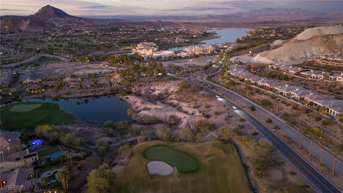 29 Porto Malaga Street, Henderson, NV 89011 Beautiful, stunning views that showcase breathtaking scenery both day and night.