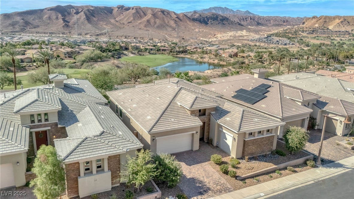 29 Porto Malaga Street, Henderson, NV 89011 A welcoming community featuring scenic streets and thoughtfully designed homes.
