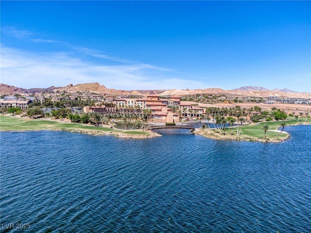 29 Porto Malaga Street, Henderson, NV 89011 29 Porto Malaga Street, Henderson, NV 89011
