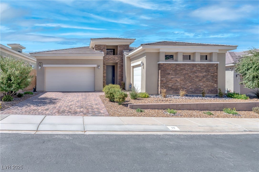 29 Porto Malaga Street, Henderson, NV 89011 29 Porto Malaga Street, Henderson, NV 89011