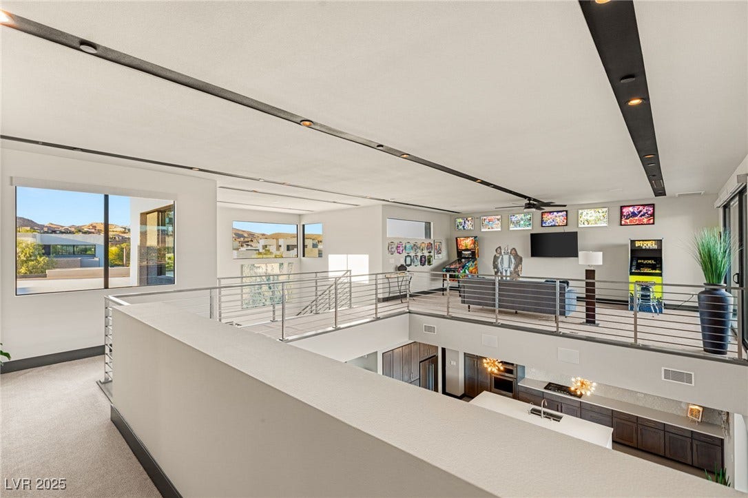 20 Highland Cove Lane, Henderson, NV 89011