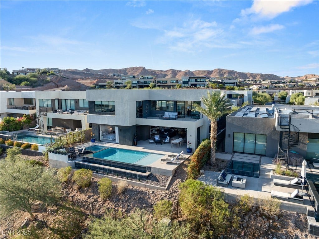 20 Highland Cove Lane, Henderson, NV 89011