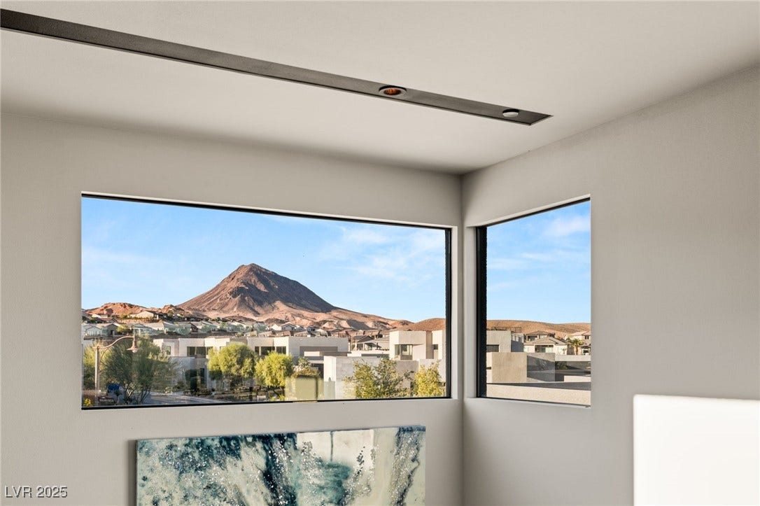 20 Highland Cove Lane, Henderson, NV 89011