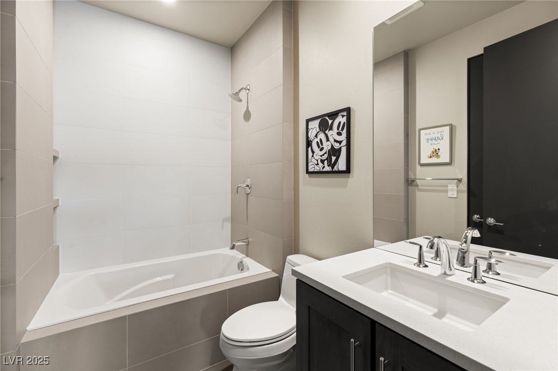 20 Highland Cove Lane, Henderson, NV 89011