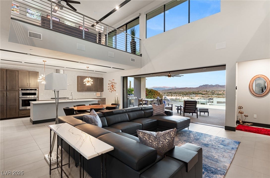 20 Highland Cove Lane, Henderson, NV 89011